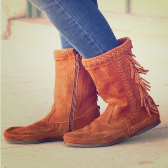 Minnetonka Luna Fringe Boot Cognac Brown Suede 1692 - Picture 1 of 12